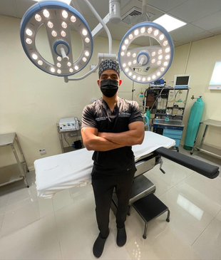 Slider image (7) Dr. César Peralta